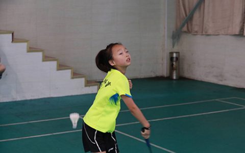 参加北京中小学羽毛球培训半年可让孩子快速反应时间缩短30%